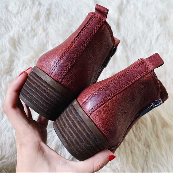 SOLD - Picture 4 of 7